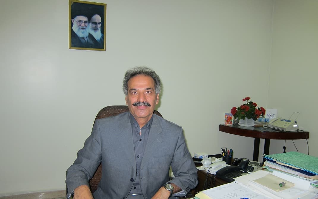 مدیر فنی و بازرگانی روزنامه اطلاعات