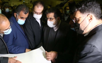 بازدید وزیر ارشاد از کارخانه صنایع چوب و کاغذ مازندران کارخانه صنایع چوب و کاغذ مازندران