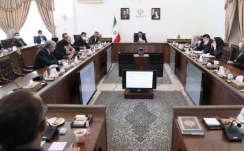 جلسه بررسی تولید و خودکفایی کاغذ برگزار شد جلسه بررسی تولید و خودکفایی کاغذ