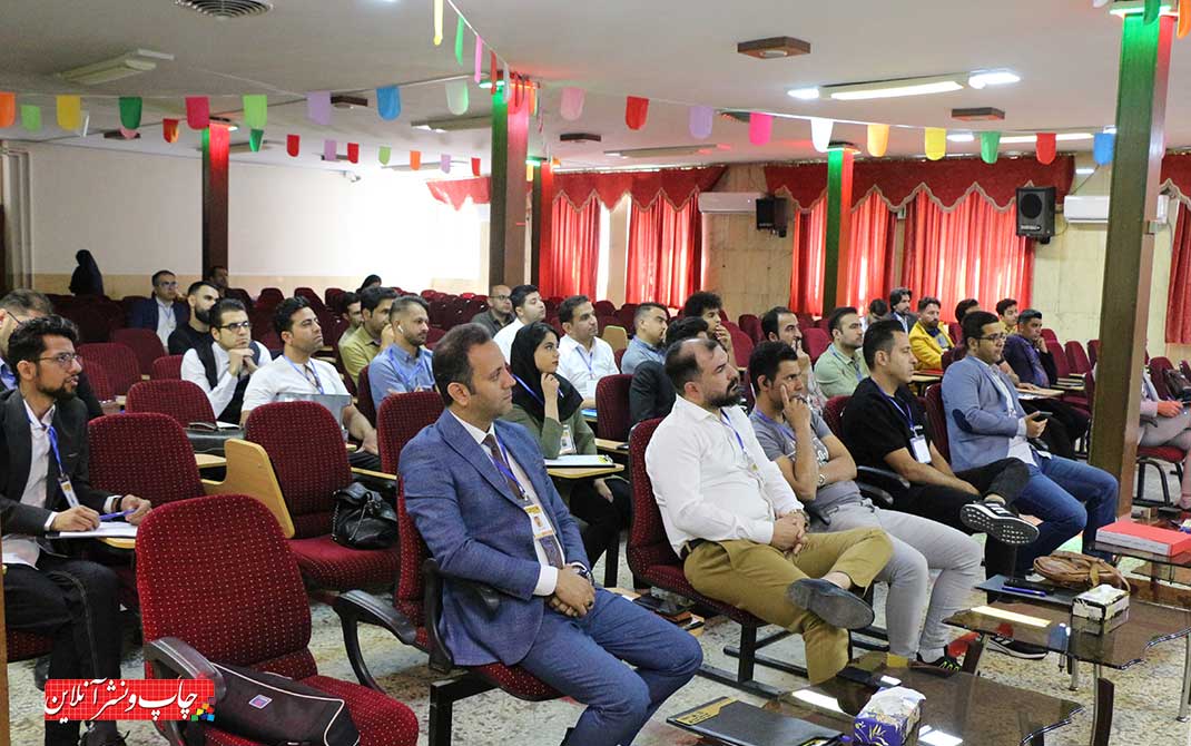 کارگاه آموزشی تابلوسازان