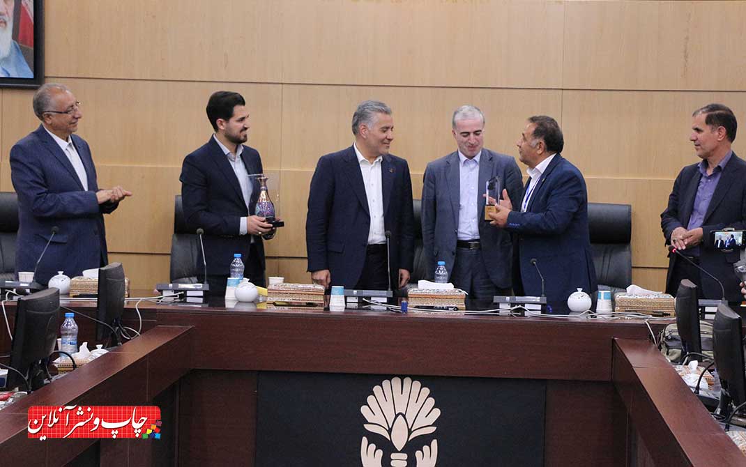 دومین جلسه آموزشی آشنایی چاپخانه داران با سامانه مودیان مالیاتی