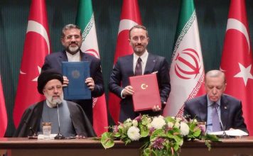 نمایشگاه کتاب سال 2025