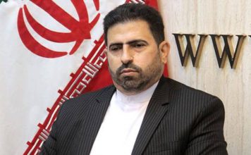 انتقاد از تعدیل نیروی انسانی در شرکت کاغذ پارس شوش کارگران شرکت کاغذ پارس